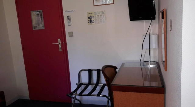 Hôtel les Troenes, Rezerwuj Hotel Hotele w Montpellier ze śniadaniem, Śniadanie