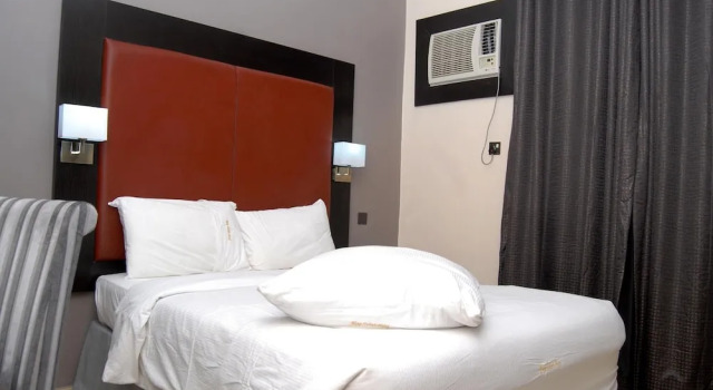 Номер Executive Kings Celia Hotel & Suites