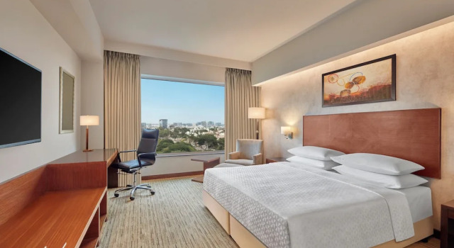 Одноместный номер Executive Four Points by Sheraton Hotel & Serviced Apartments, Pune