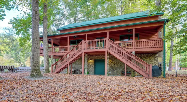 Serene Riverfront Escape in Ellijay, Georgia!