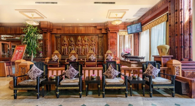 Empress Angkor Resort & Spa, Забронировать Курортный отель Сиемреап Провинция Сием-Рип, рядом с Siem Reap War Museum