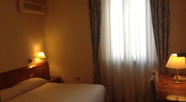 Трёхместный номер Standard Hotel Cristallo