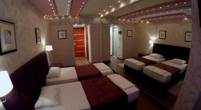 Двухместный номер Standard Carol Hotel