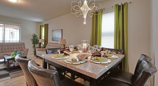 Windsor at Westside-6 Bedrooms House W/pool-3700ww Home