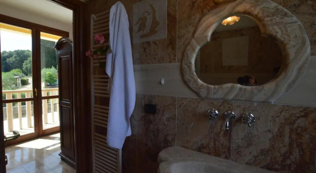 Коттедж с 3 комнатами Villa Le Querciolaie