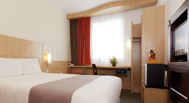 Camera Standard Ibis Malabo