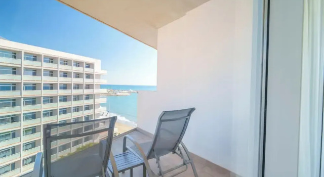Трёхместный номер Standard с балконом Spirit Hotel Benalmadena Beach