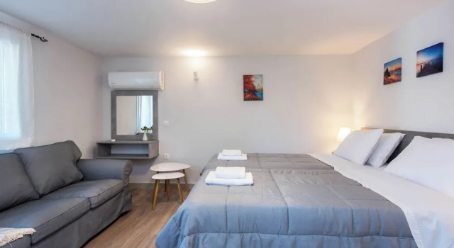Студия Comfort Balaris Apartments