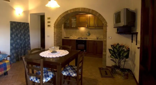 Casa il Ponte, Prenota Hotel Chianni Toscana