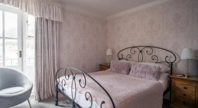 Номер Standard с балконом Lee House