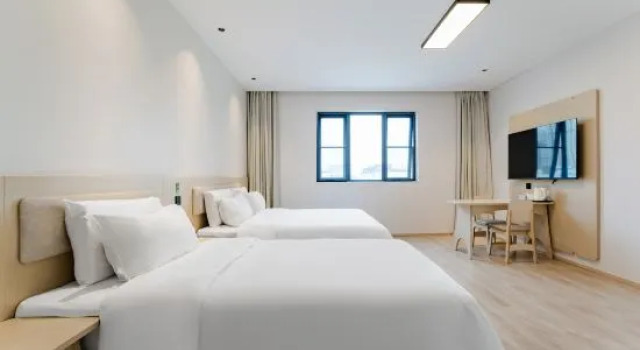 Семейный люкс Hi Inn (Shangqiu Normal University Pingyuan Middle Road)