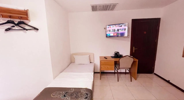 White Horse Hotel, Забронировать Отель Баку Азербайджан, рядом с Торговый центр Ganjlik