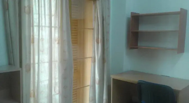 Residencia de Estudiantes Garvi, Забронировать Гостевой дом Гостевые дома Малаги, рядом с Музей Кармен Тиссен, Гостевой дом