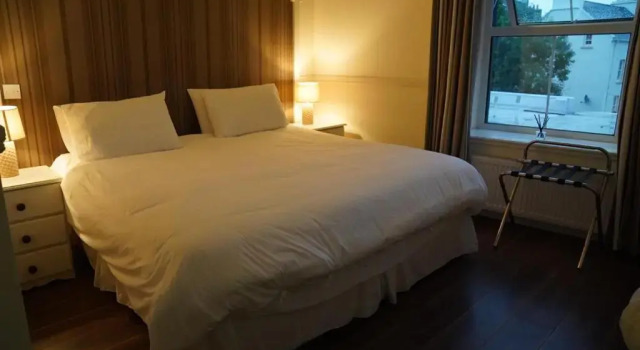 The Fleet Inn, Prenota Hotel Killybegs 