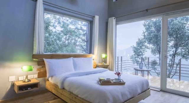 Номер Standard с балконом Seclude Ramgarh Cliffs edge