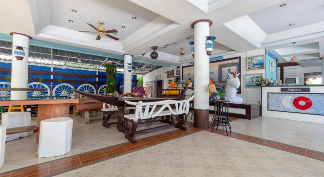 Capital O 418 Saksaitarn Resort, Buchen Sie Resort Hotels in Nikhom Phatthana mit Pool, Schwimmbad