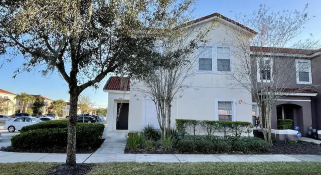 Cozy 4 Bedroom w Pool Close to Disney 4562, Rezerwuj Hotel Kissimmee Kissimmee