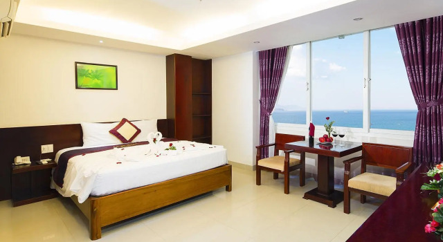 Двухместный номер Executive с видом на море Majestic Nha Trang Hotel