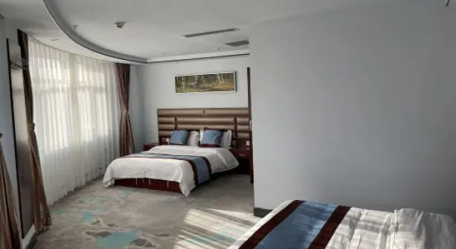 Люкс Business Naiman Banner Yuanhuang Hotel