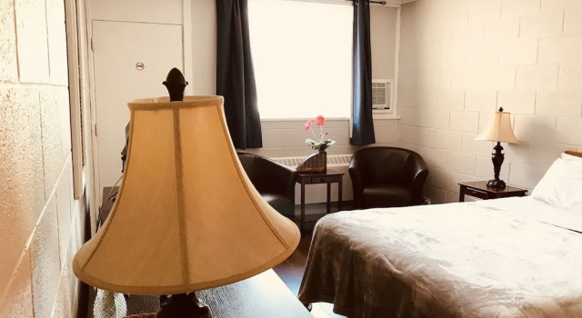 Komfortní pokoj Manitou Motor Inn