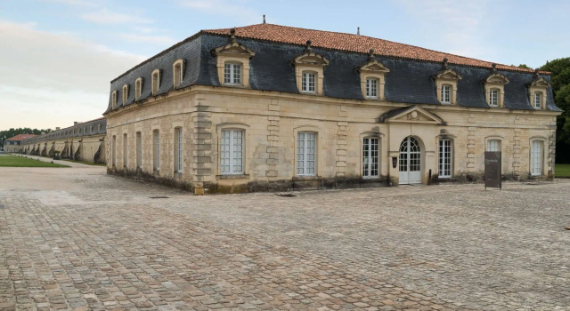 Inter-Hotel Roca-Fortis, Rezerwuj Hotel Rochefort Charente-Maritime