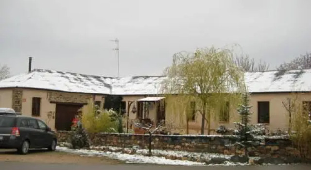 Hotel Rural Casa Amagada, Rezerwuj Hotel Quintana del Castillo 