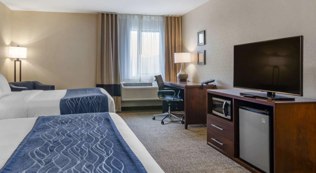Четырёхместный номер Standard Comfort Inn Bozeman near University