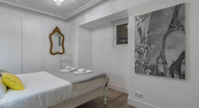 Lovelystay - Vintage Flat Near Santa Justa Elevator!