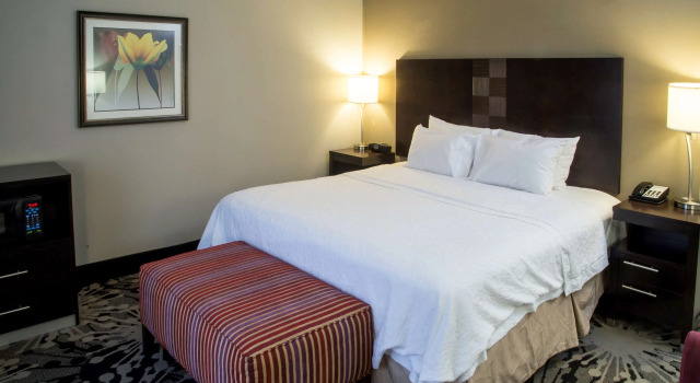 Hampton Inn Oxford/Conference Center, Забронировать Отель Оксфорд Миссисипи