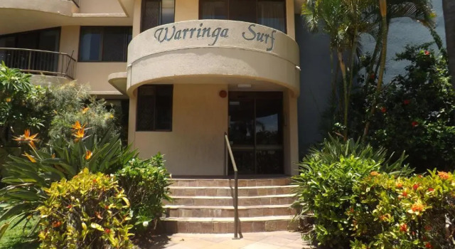 Warringa Surf Holiday Apartments, Забронировать Апартаменты/квартира Серферс-Парадайс Голд-Кост, рядом с Florida Gardens Tram Station