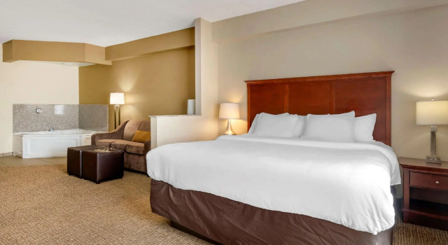 Люкс c 1 комнатой Comfort Suites Ocala North
