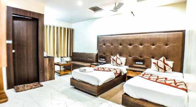 Hotel Orchid  Inn, Забронировать Отель Отели штата Махараштры 3 звезды, 3*