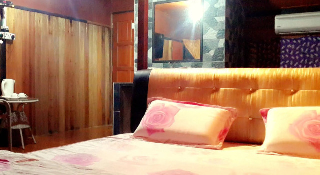 Santai Bistro Restaurant and Chalet