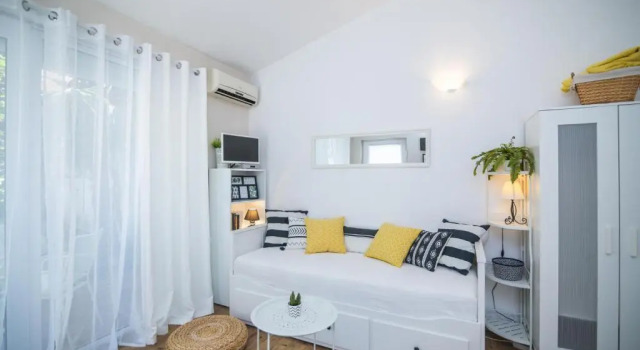 Студия Apartments Terra