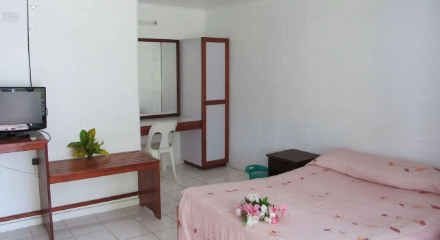 Madang Lodge Hotel