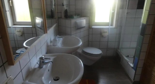 Коттедж с 4 комнатами Holzhaus mit grüner Aussicht zum Erholen