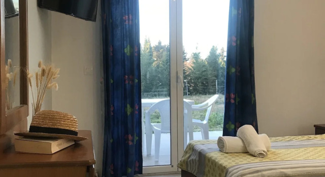 Room-studio in Banos Apartments With sha