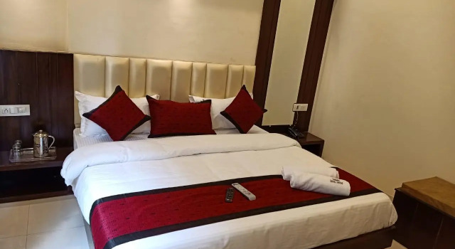 Номер Deluxe Hotel Crown, Near Golden temple