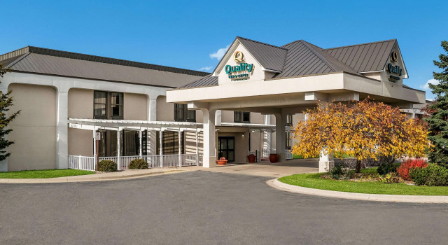 Quality Inn & Suites, Boek Hotel Saginaw Michigan