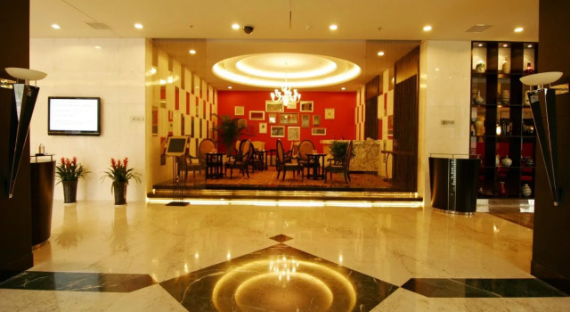 Sunny World Hotel, Забронировать Отель Бизнес-отели Шаньдун, 4* 5*