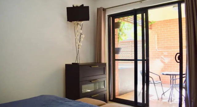 Quiet 1 Bedroom Flat in Concord