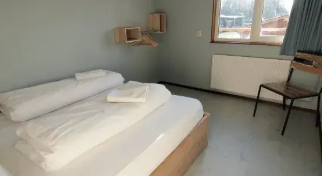 Апартаменты Amsterdam Farm Lodge: green area, great with kids