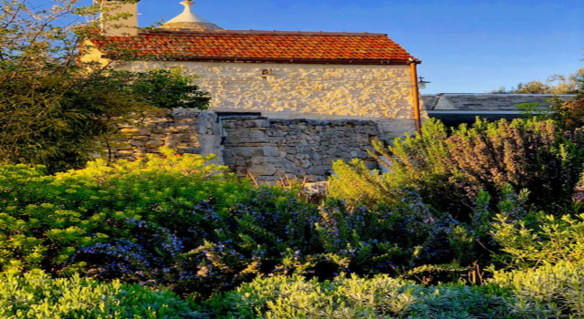 Trullo Cielo Cielo, Забронировать Отель Отели Альберобелло с бассейном, рядом с Музей «Трулло-Соврано», Бассейн
