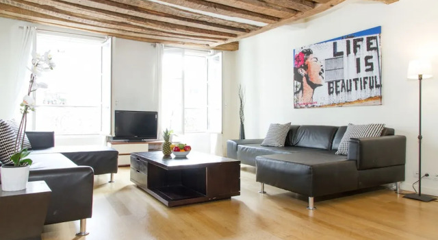 Saint Germain - Mabillon Apartment, Забронировать Апартаменты/квартира 6-й округ: Сен-Жермен Париж, рядом с Лувр — Риволи