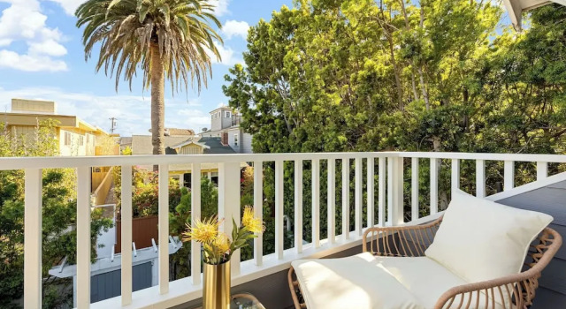 Venice Veranda by Avantstay 3-min Walk to Beach + Rare Walk Street EV Charger + Firepit + Outdoor Dining, Забронировать Дом для отпуска Виллы Лос-Анджелеса, рядом с LA Louver, Вилла