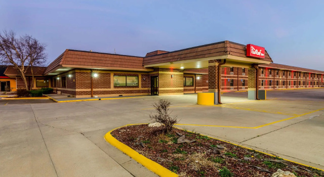 Red Roof Inn & Conference Center Wichita Airport, Prenota Hotel Hotel a Kansas con parcheggio, Parcheggio