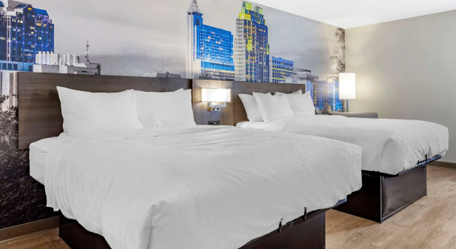 Четырёхместный номер Standard Clarion Pointe Raleigh Midtown