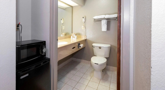Двухместный люкс Red Roof Inn Atlanta Southeast - Stockbridge