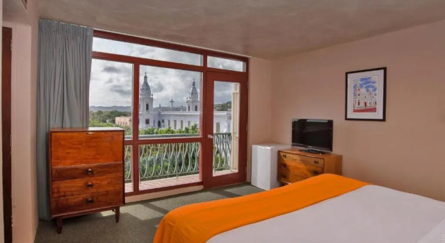Четырёхместный номер Deluxe Meliá Century Hotel Ponce