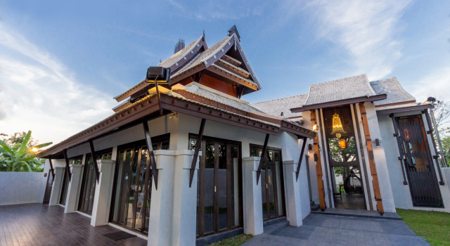 Номер Deluxe Jamadevi Hotel